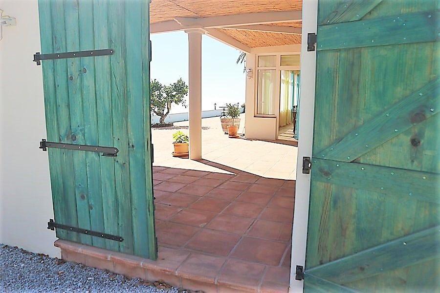 Villa for sale in Torrox