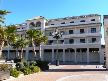 Apartment for rent in the centre of Nerja, 100 metres from the Balcon de Europa.