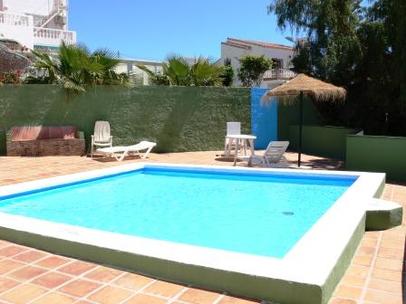 1-Zimmer-Apartment mit Gemeinschaftspool und Meerblick in Nerja