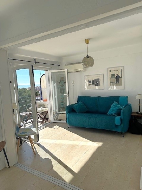 Bel appartement attrayant dans le quartier du Parador avec une vue imprenable sur la mer et Nerja