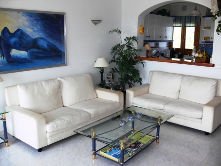 Beautiful 2 bedroom holiday home with private plunge pool in Nerja