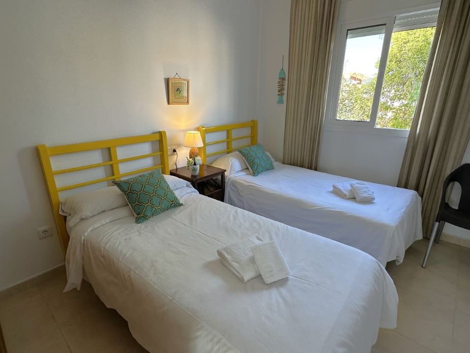 Appartement met 2 slaapkamers en gemeenschappelijk zwembad vlakbij het Burriana strand van Nerja