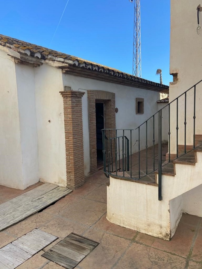 Project with great potential just a few minutes from Caleta de Velez beach