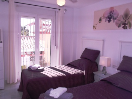 Holiday home with 3 bedrooms 400 meters from the Burriana beach in Nerja, Southern Spain