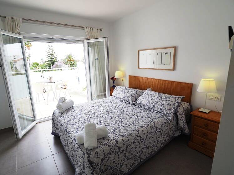 Semestervilla med 3 sovrum och privat pool i Nerja