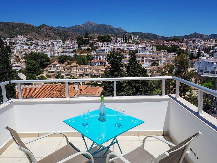 Neue Villa mit 3 Schlafzimmern und Pool in der Nähe des Strandes und des Zentrums von Nerja