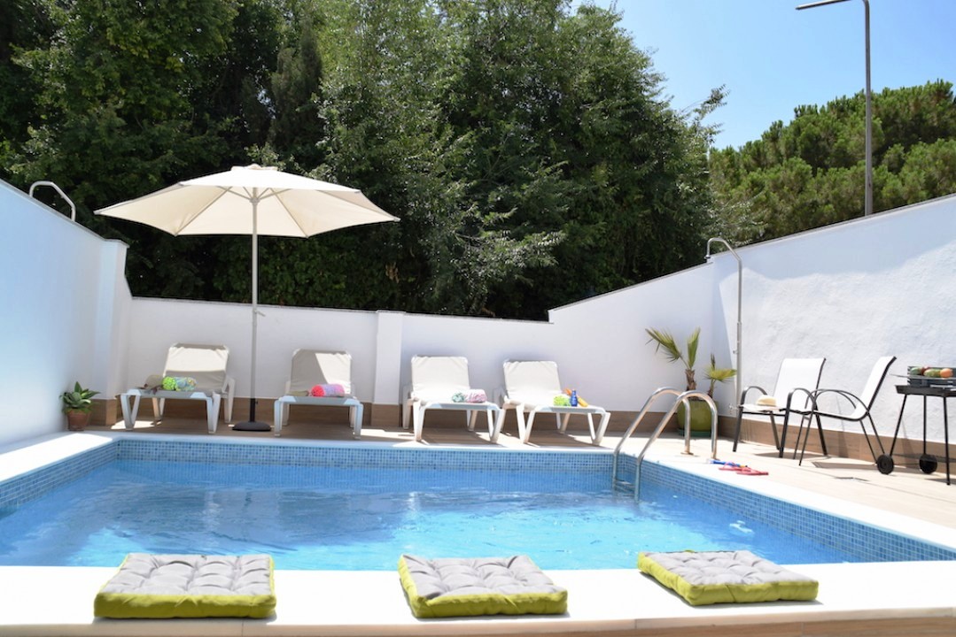 New 3 bedroom villa with private pool ideally located in Nerja