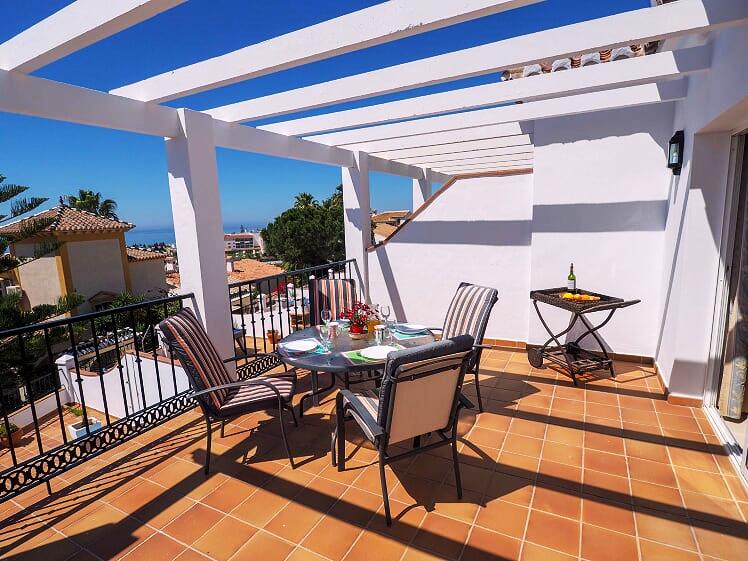 Villa de 3 chambres avec piscine privée vue imprenable sur la baie de Burriana à Nerja