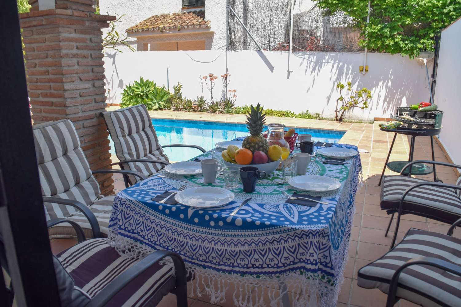 Maison de vacances avec piscine près de la plage et du centre de Nerja