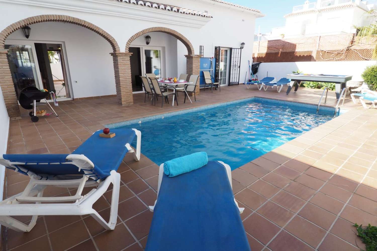 Holiday home with swimming pool close to the beach and center of Nerja