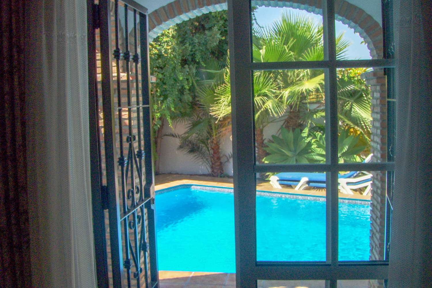 Villa mit privatem Pool im Parador-Bereich in Nerja