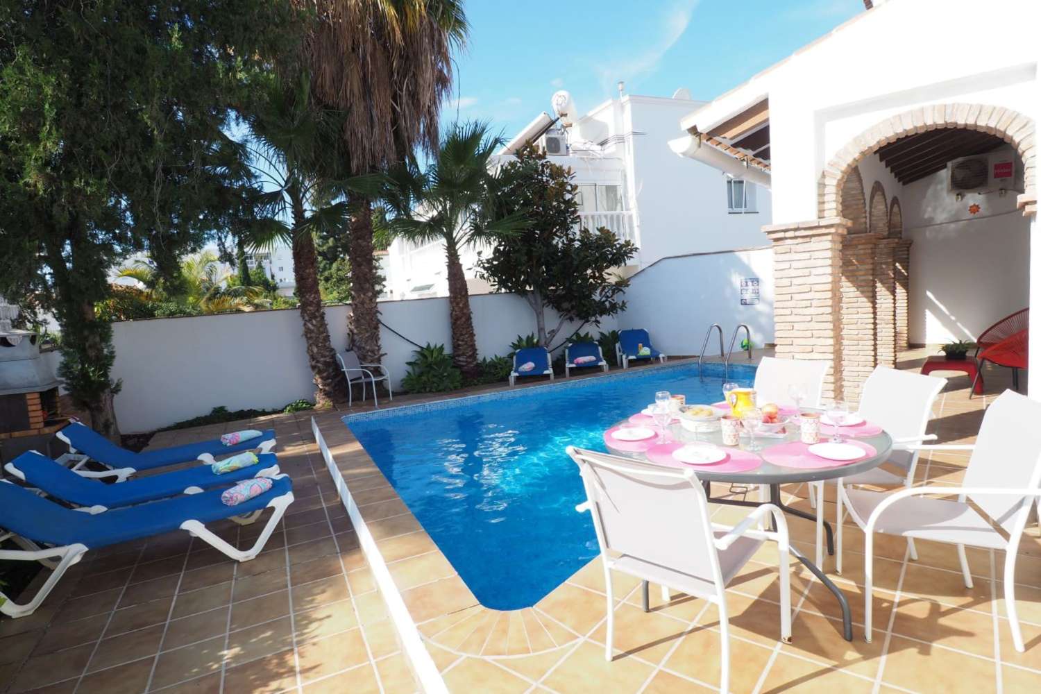 Chalet con piscina privada en la zona del Parador de Nerja