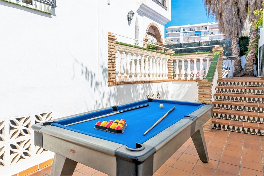 Espaciosa villa con piscina en la zona del Parador en Nerja, sur de España.