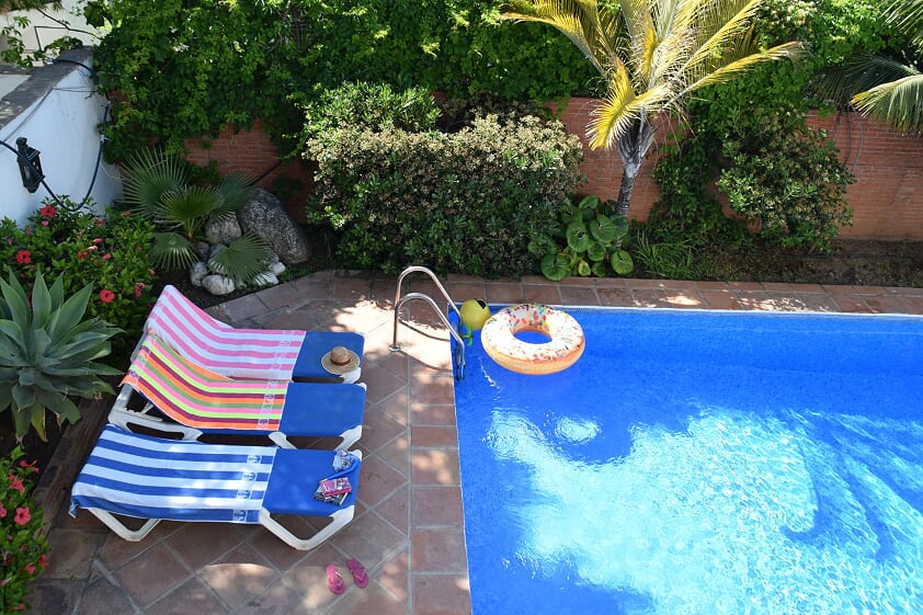 Bella villa spaziosa con piscina privata, a 5 minuti a piedi dalla famosa spiaggia di Burriana e a 5 minuti dall'accogliente centro di Nerja.