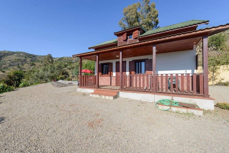 Villa mit privatem Pool und großzügigem Garten in Algarrobo, Südspanien