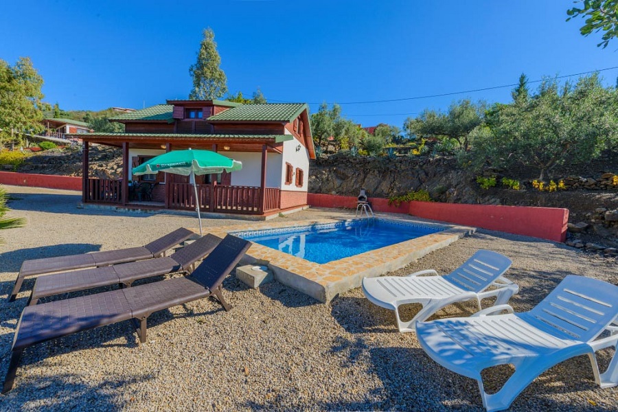 Casa vacanze con piscina e vista mare ad Algarrobo, Spagna meridionale