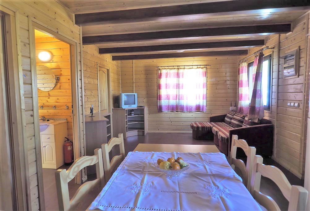 Ferienhaus mit privatem Pool und Meerblick in Algarrobo, Andalusien.