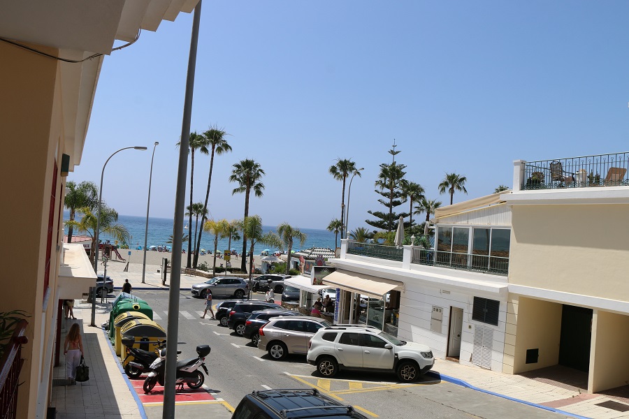 Fantastisk lägenhet med 1 sovrum ett stenkast från den berömda stranden Burriana i Nerja!