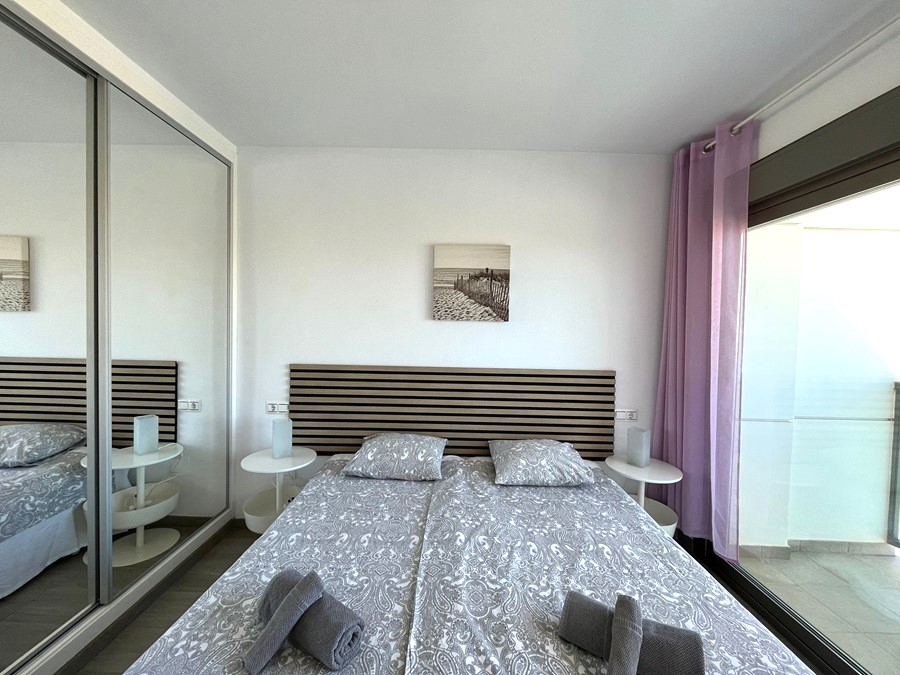 Exclusive of Villandalux, penthouse in the center of Nerja with beautiful sea views and jacuzzi